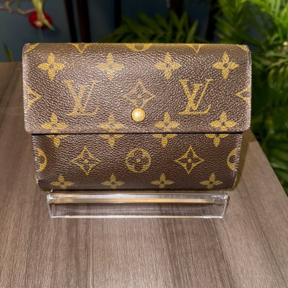 Authentic Vintage LV Wallet